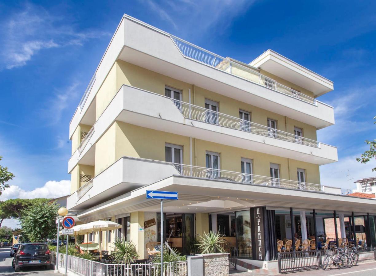Hotel Franca Белариа-Игеа Марина Екстериор снимка